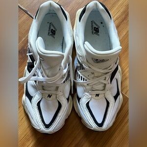 New Balance 9060 'White Black' Sneakers [U9060AAB]